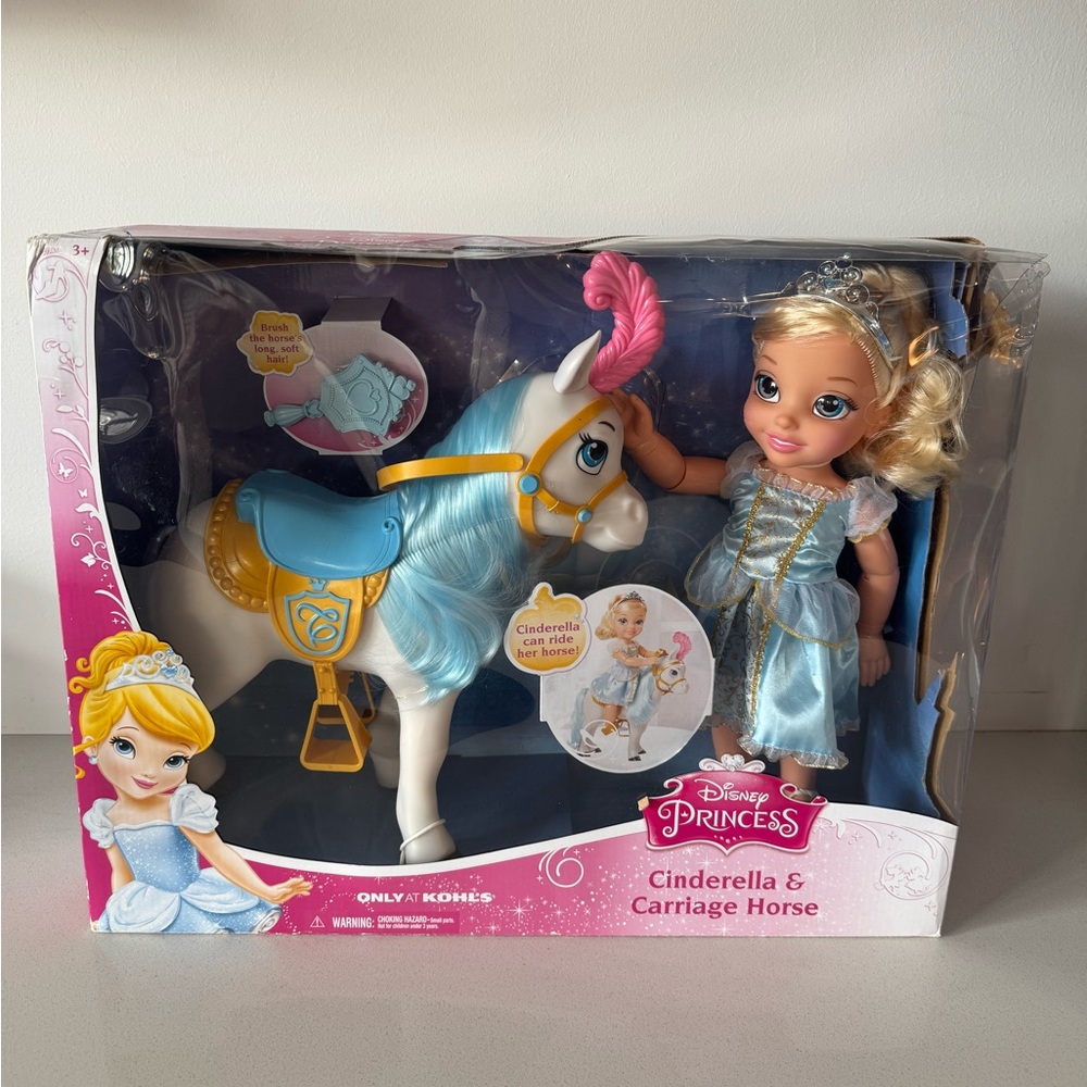 Disney Princess Cinderella And Carriage Horse- Vintage 2014